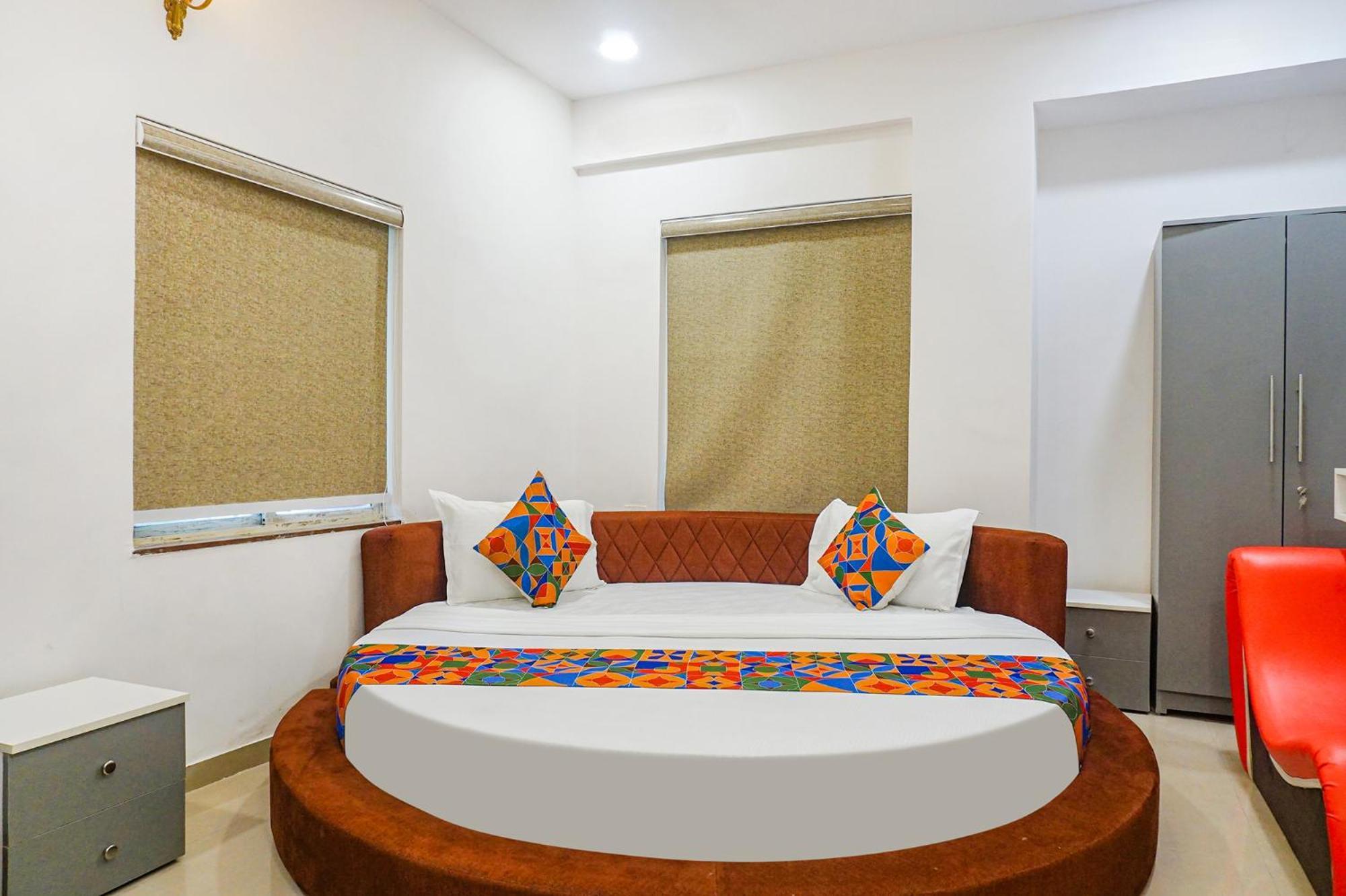 Hotel O The Leela Inn Pune Exterior photo