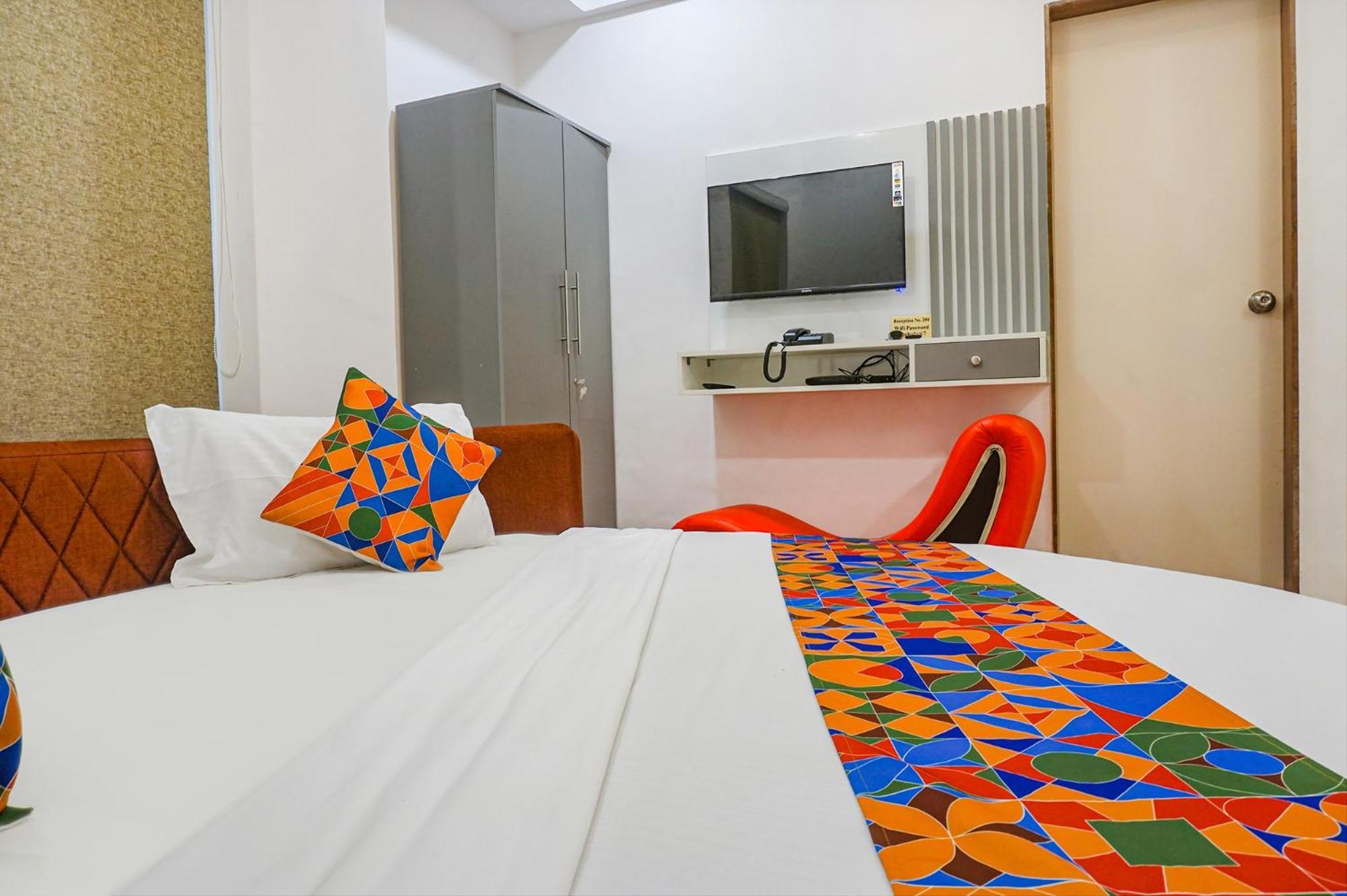 Hotel O The Leela Inn Pune Exterior photo