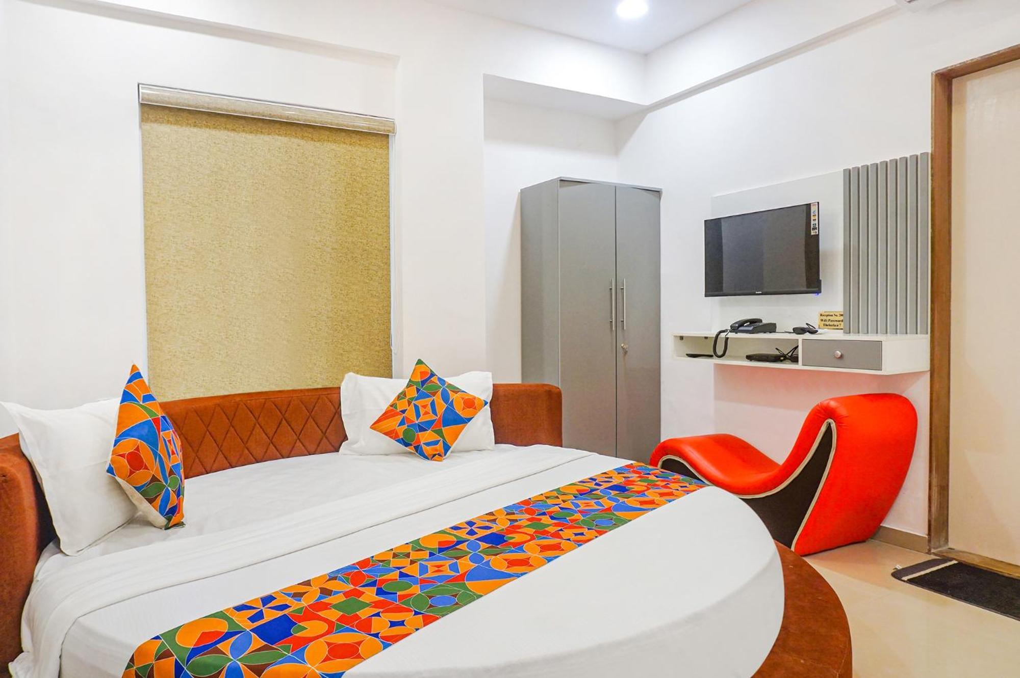 Hotel O The Leela Inn Pune Exterior photo