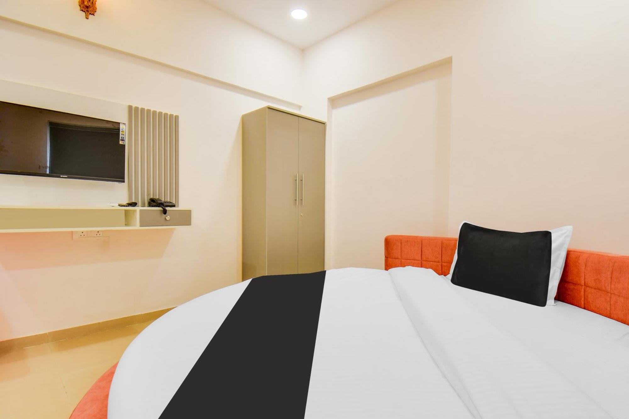 Hotel O The Leela Inn Pune Exterior photo